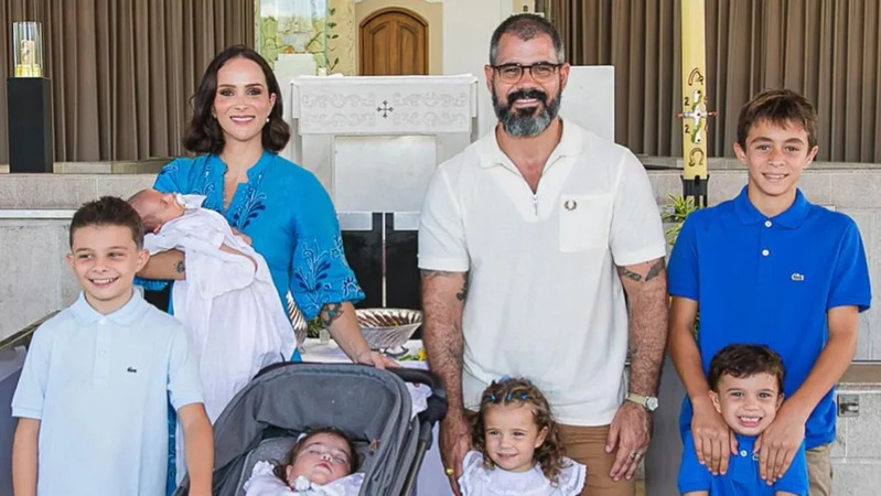 Letícia Cazarré reage após ser criticada por quantidade de filhos: “Maldoso”