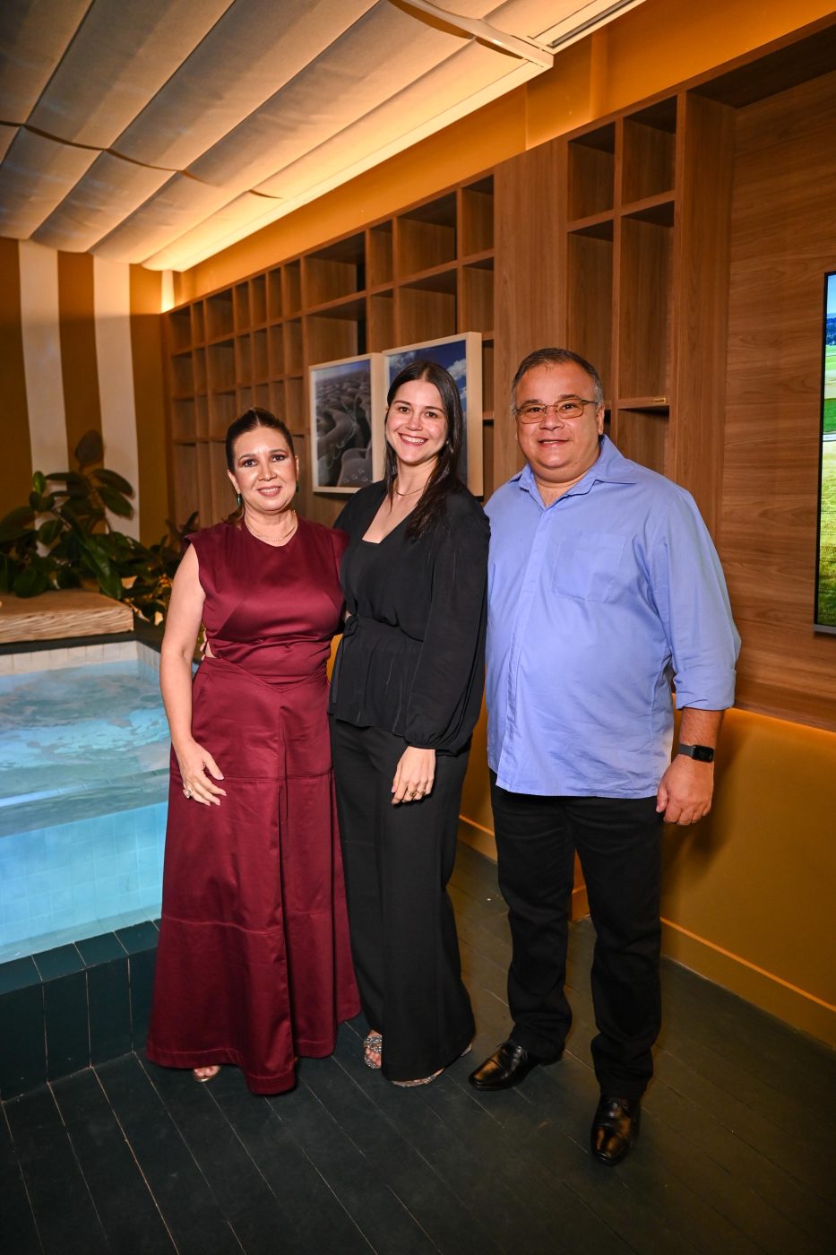 Dinah Lins, Thamiris Rodrigues e Marcelo Gilbert