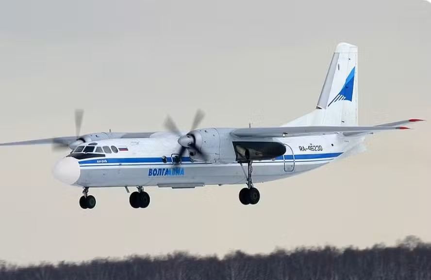 Avião com 49 pessoas cai no leste da Rússia e todos morrem, segundo autoridades locais