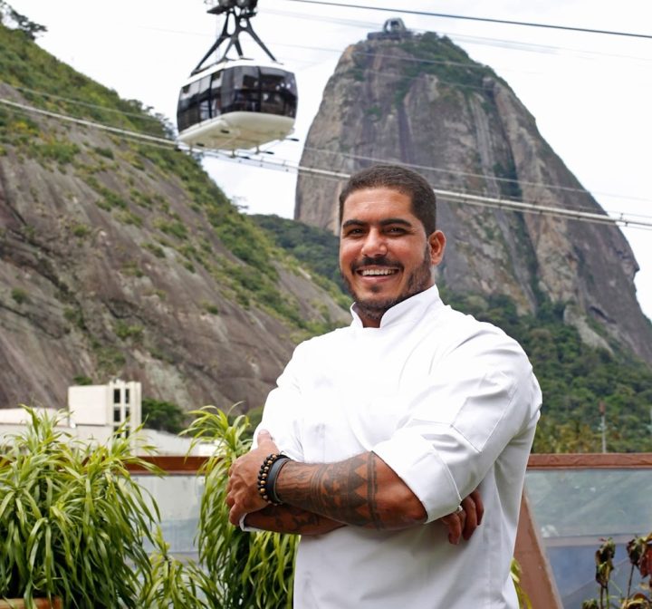 Da Bahia ao Rio, com afeto e sem caricatura: chef baiano leva cozinha de raiz a Botafogo