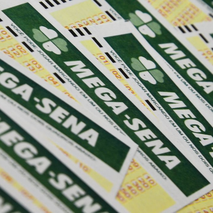 Mega-Sena acumula e pode pagar R$ 52 milhões nesta terça-feira (1º)