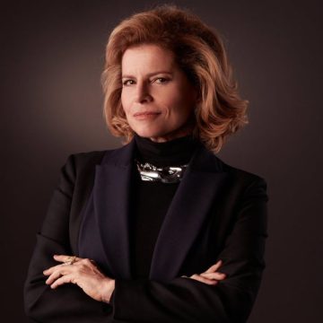 Debora Bloch celebra repercussão de Odete Roitman entre o público LGBTQIA+: ‘Diva gay’