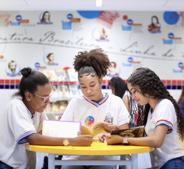Estudantes da rede pública da Bahia poderão concorrer a notebooks em concurso de redação