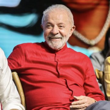 Em Juazeiro, Lula diz que pode se candidatar em 2026 para ‘livrar o Brasil’ da ‘turma’ de Bolsonaro
