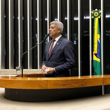 Em Brasília, governador participa de sessão em homenagem à Independência da Bahia: ‘o 2 de Julho não nega o 7 de Setembro’