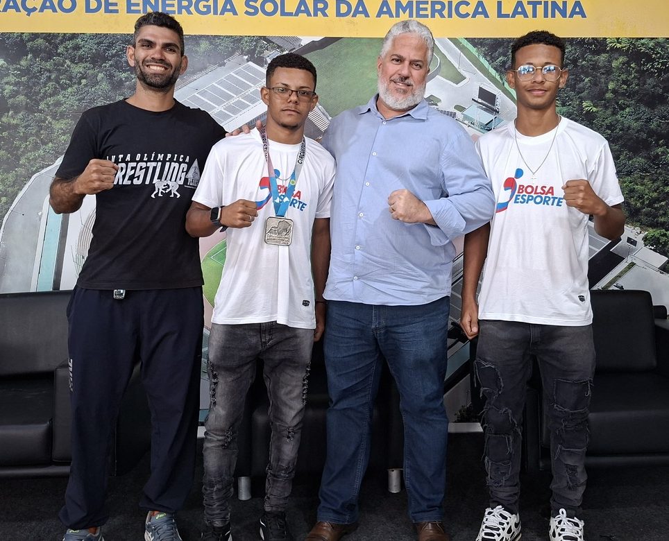 Atletas de Lençóis se destacam no wrestling e levam Bahia ao pódio nacional