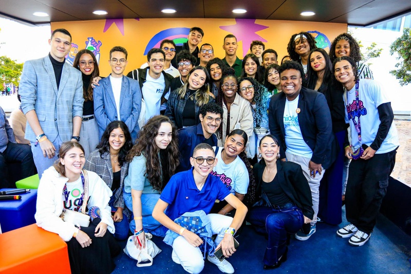 Sete estudantes da Bahia recebem reconhecimento de ONG internacional; conheça os projetos