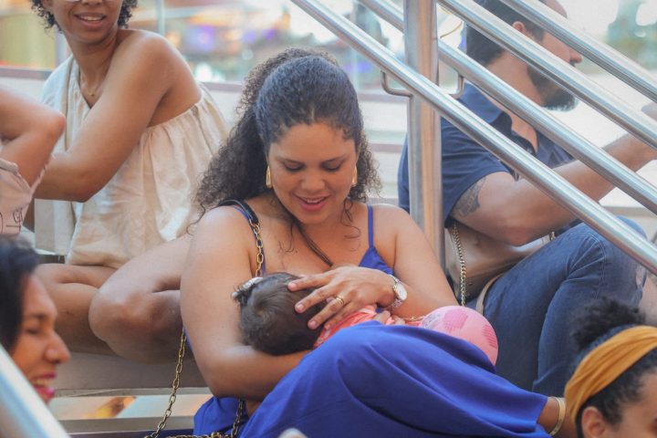 Hora do Mamaço promove aleitamento coletivo em shopping de Salvador no domingo (3)