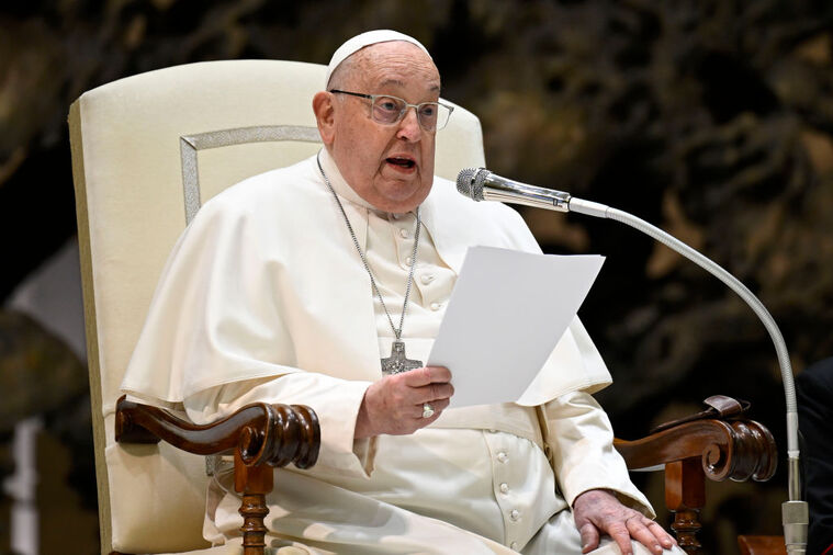 Com mensagem de fé e esperança, último livro do Papa Francisco chega ao Brasil