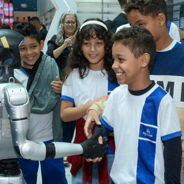 RoboCup 2025 em Salvador atrai multidão de estudantes e promove imersão em robótica e IA; evento segue até segunda (21)