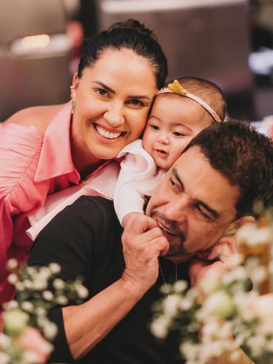 Após passagem pelo Nordeste, Graciele Lacerda celebra seis meses da filha Clara com nova festinha temática; veja fotos