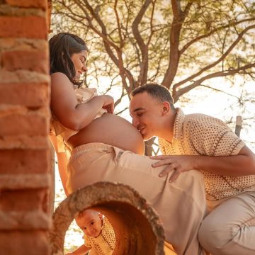 Na reta final da gestação, Ary Mirelle compartilha ensaio especial com João Gomes; veja fotos