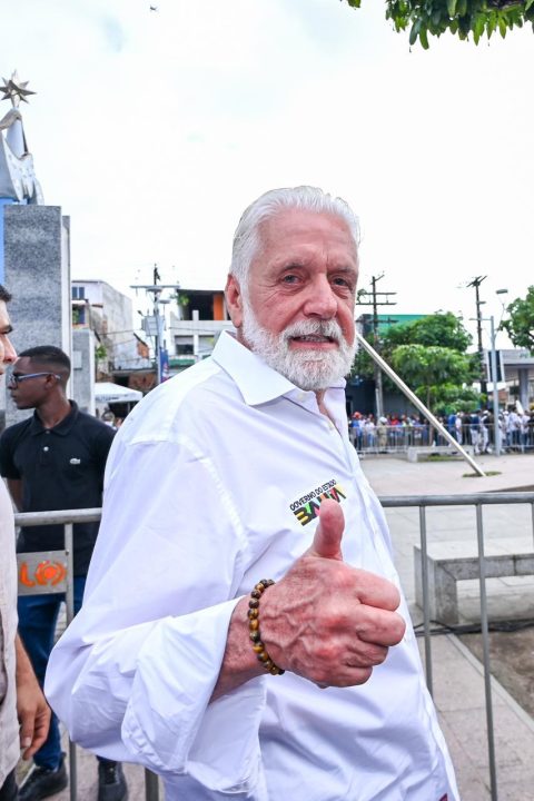 Jaques Wagner passa por cirurgia ortopédica e se afasta temporariamente da liderança do governo no Senado