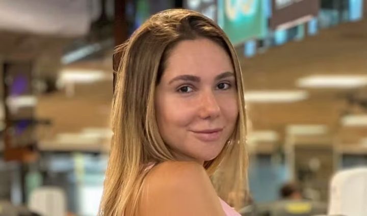 Filha de Renato Gaúcho, Carol Portaluppi tieta jogador de futebol pela primeira vez