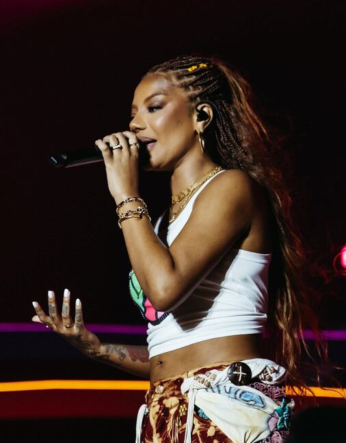 Ludmilla apresenta show do Numanice em Salvador; veja vídeo