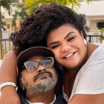 Filha de Arlindo Cruz atualiza estado de saúde do sambista e pede respeito: ‘Segue vivo’