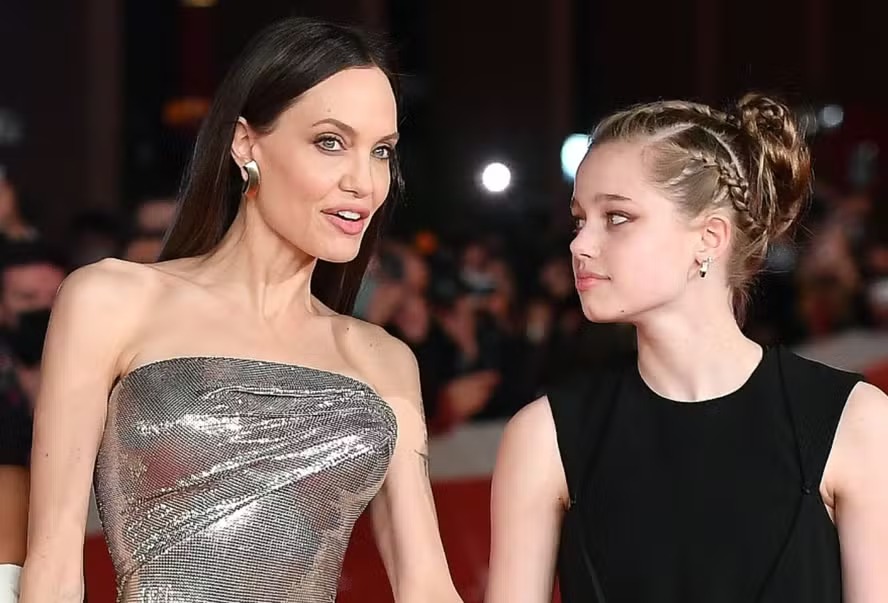 Angelina Jolie está em crise após Shiloh sair de casa para morar com a namorada, diz site