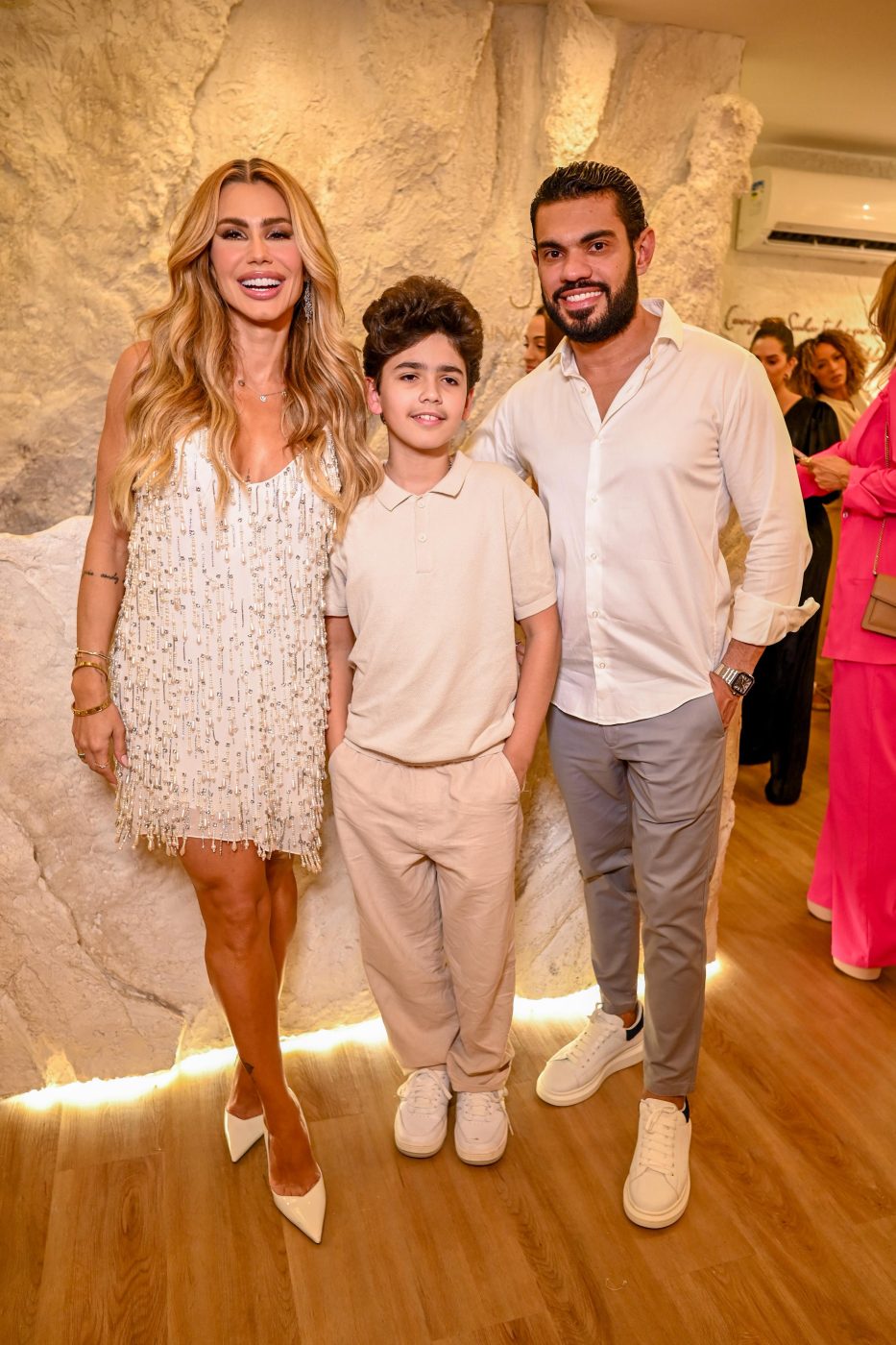 Davi, Janaina Santucci e André Holanda