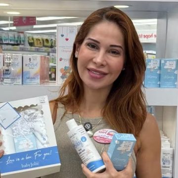 Grávida, Maíra Cardi passa 8 horas comprando enxoval em Orlando