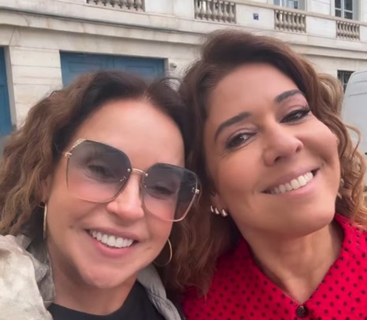 Malu Verçosa celebra aniversário em viagem para a França ao lado de Daniela Mercury