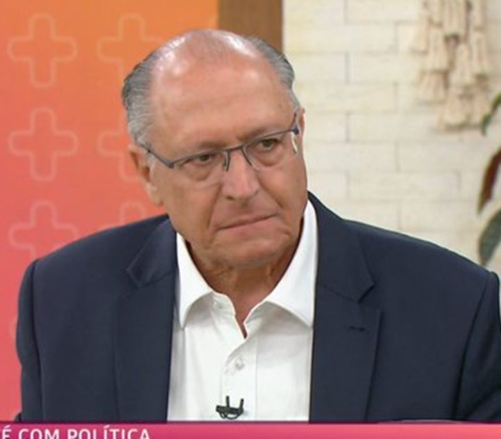 ‘Lula ficou preso um ano e meio e não quis derrubar a democracia’, diz Alckmin