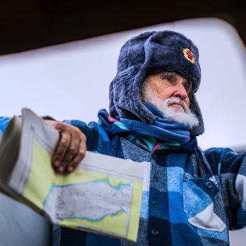 Aos 82 anos, Aleixo Belov avança rumo ao norte da Sibéria em expedição histórica