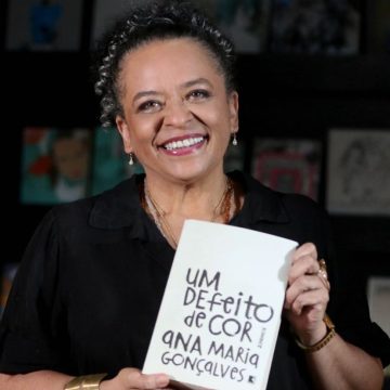 Ana Maria Gonçalves se torna a primeira mulher negra eleita para a Academia Brasileira de Letras