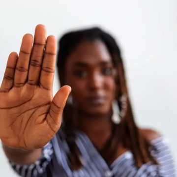 ‘Não é Não’: Curso capacita profissionais de bares e restaurantes para atuar contra assédio e violência de gênero