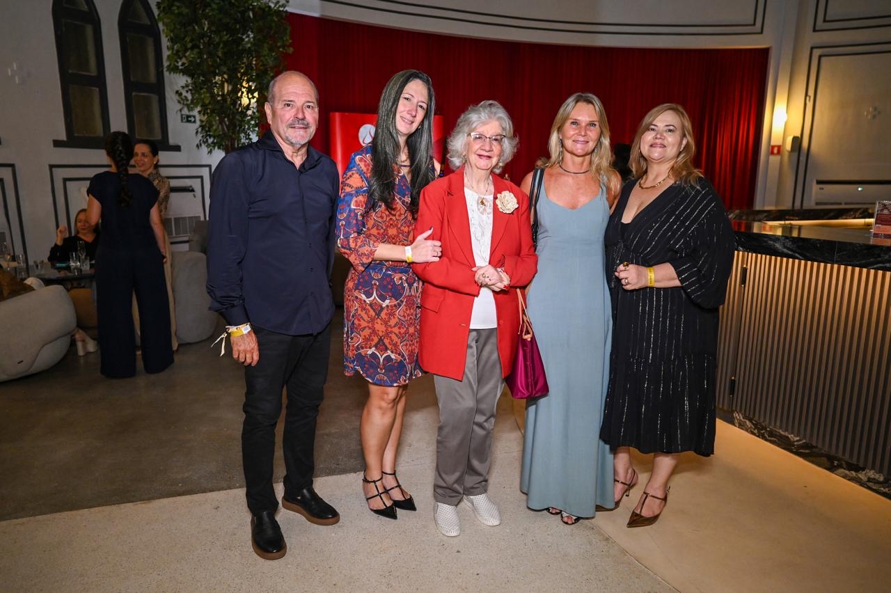 Mauro Adam, Renata Galvão, Constança Galvão, Priscila Wiederkehr e Rejane Moreira