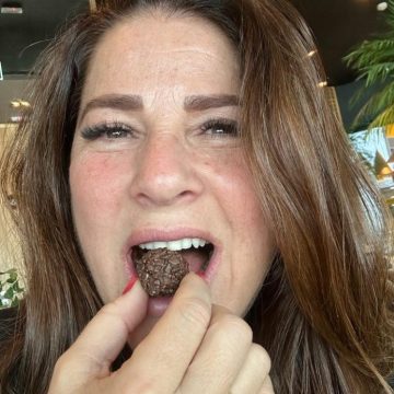 Bisneta da criadora do brigadeiro, Christiane Pelajo o compara ao morango do amor