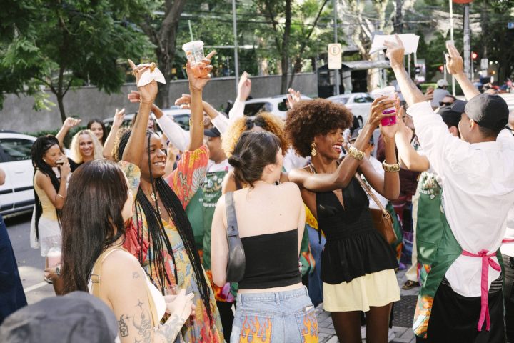 Coffee parties conquistam jovens e viram tendência de bem-estar em São Paulo e no Rio