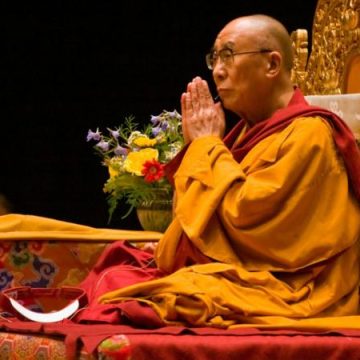 Dalai Lama confirma que escolha do sucessor seguirá a tradição: ‘Será mantida’