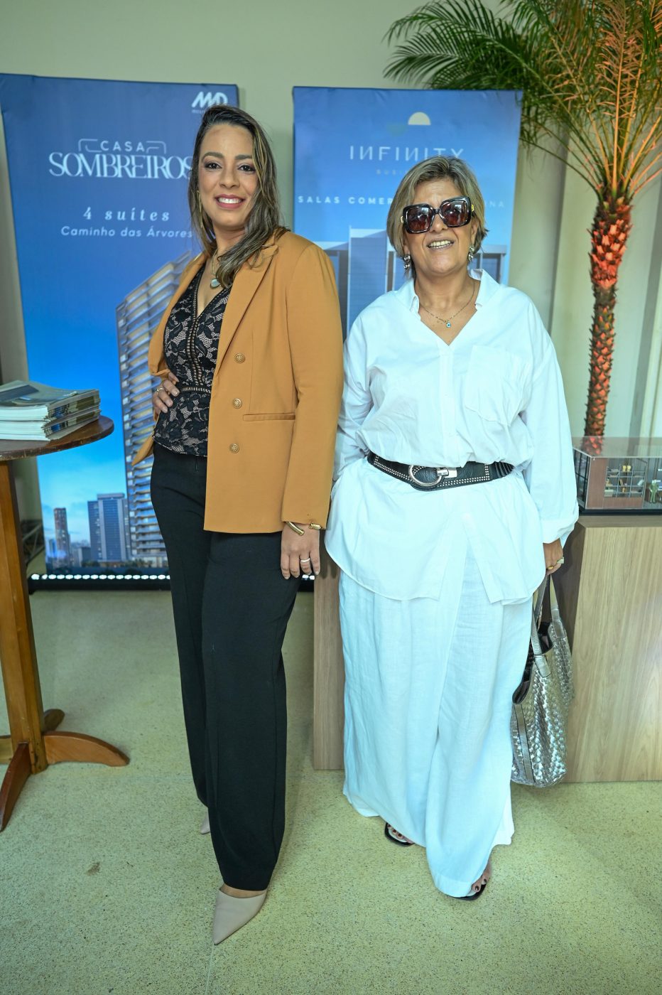 Elisia Correia e Maria Aparecida