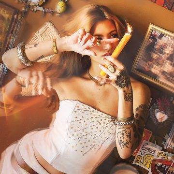 Renata Fechine estreia novo single nesta quinta; ouça ‘Quando Achar Que Esqueceu’