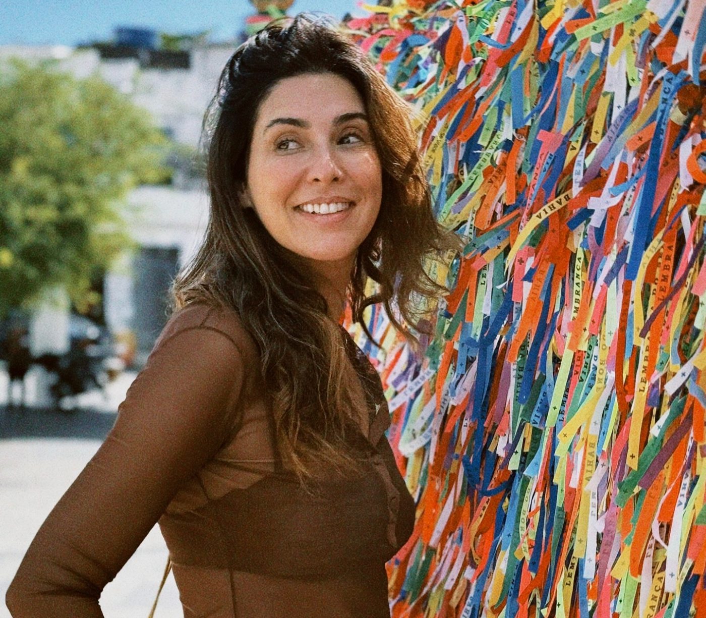 Fernanda Paes Leme retorna a Salvador e visita lugar preferido de Preta Gil