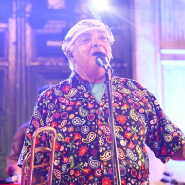 Gerônimo comanda show gratuito nesta sexta (4) em homenagem ao 2 de Julho em Salvador