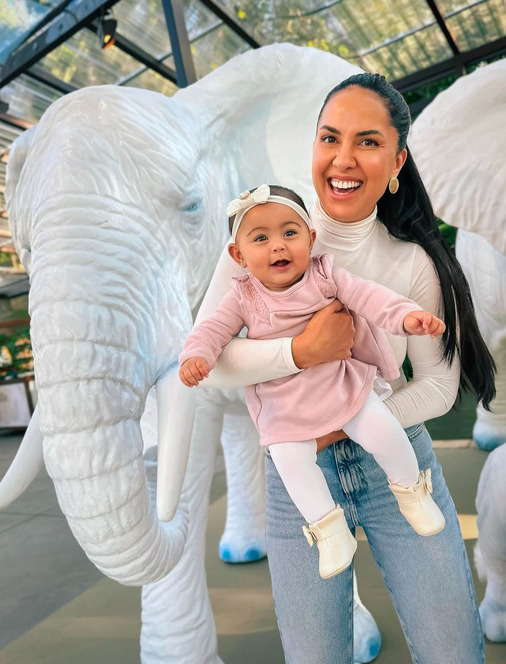 Filha de Graciele Lacerda e Zezé di Camargo se diverte em festa dos gêmeos de Biah Rodrigues e Sorocaba; veja fotos