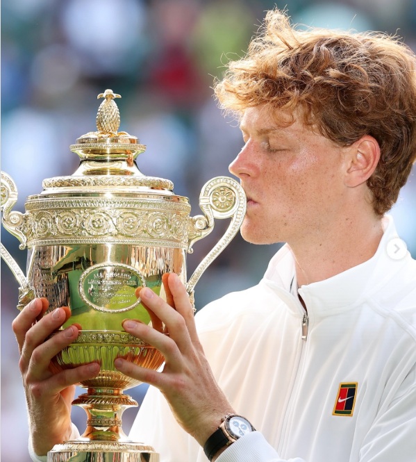 Jannik Sinner é campeão em Wimbledon pela primeira vez