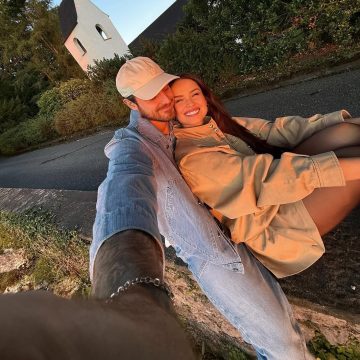 Juliette posa em clima de romance com o noivo na Suíça; veja fotos