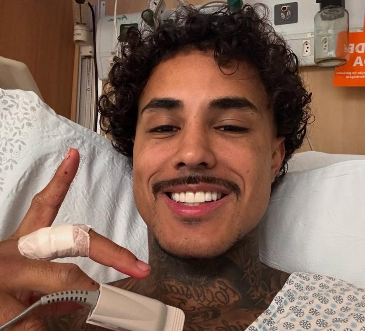 MC Livinho sofre acidente de trânsito e está internado na UTI: ‘Achei que fosse morrer’
