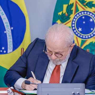 Lula veta redução da pena mínima para lavagem de dinheiro