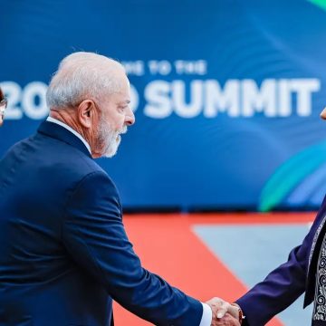 Lula propõe aprofundar relações econômicas e comerciais com o México