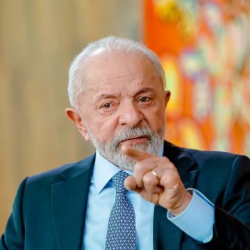 Em entrevista ao NYT, Lula diz que Brasil não será tratado como inferior: ‘Não temos medo dos EUA’