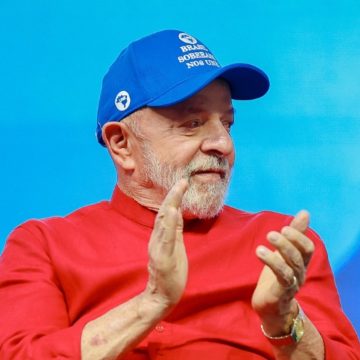 Lula rebate Trump e diz: ‘Gringo não vai mandar no Brasil’