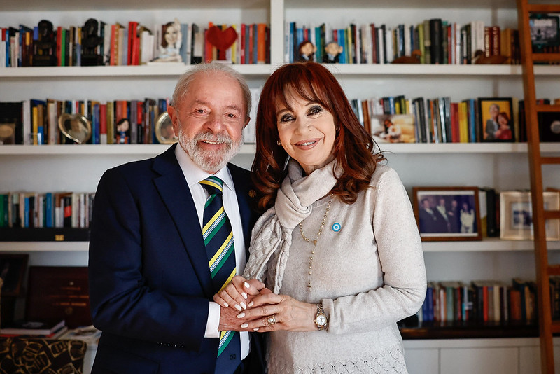 Lula visita Cristina Kirchner e declara: ‘Acredito na inocência dela’