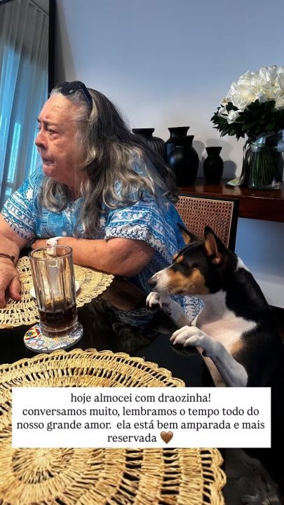 Amiga revela como está Sandra Gadelha, mãe de Preta Gil, em meio ao luto: “Ela está bem amparada”