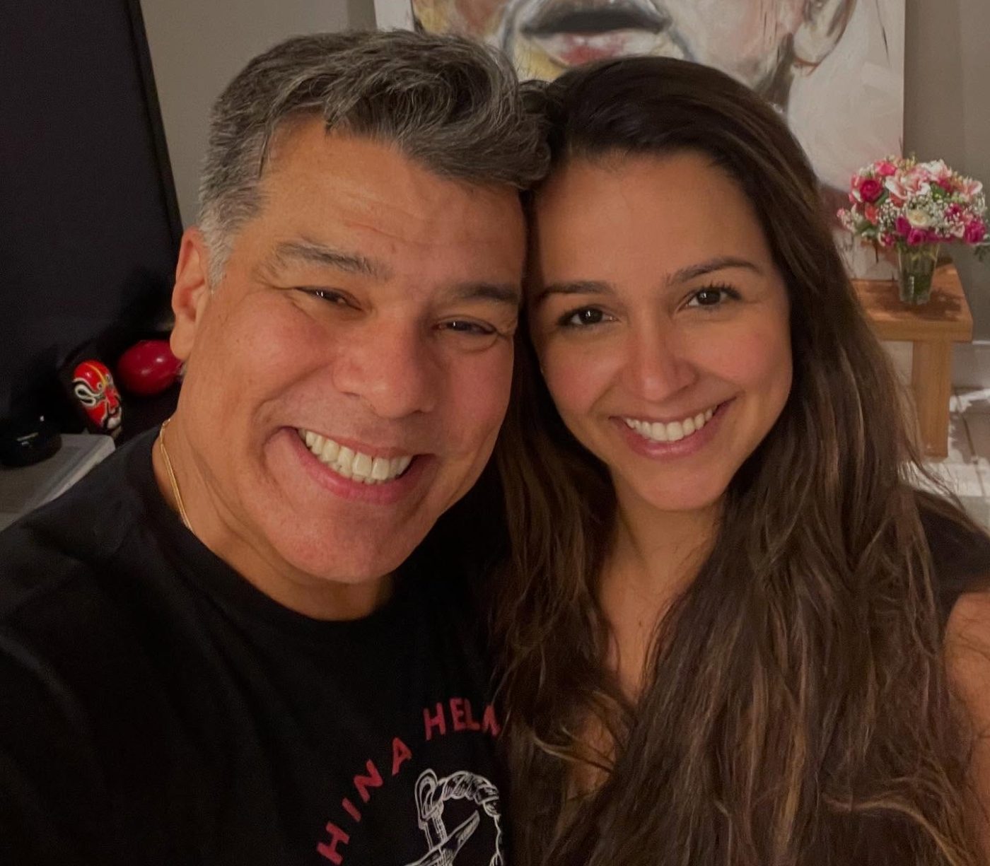 Maurício Mattar posta fotos raras com filha Rayra Gracie e encanta fãs