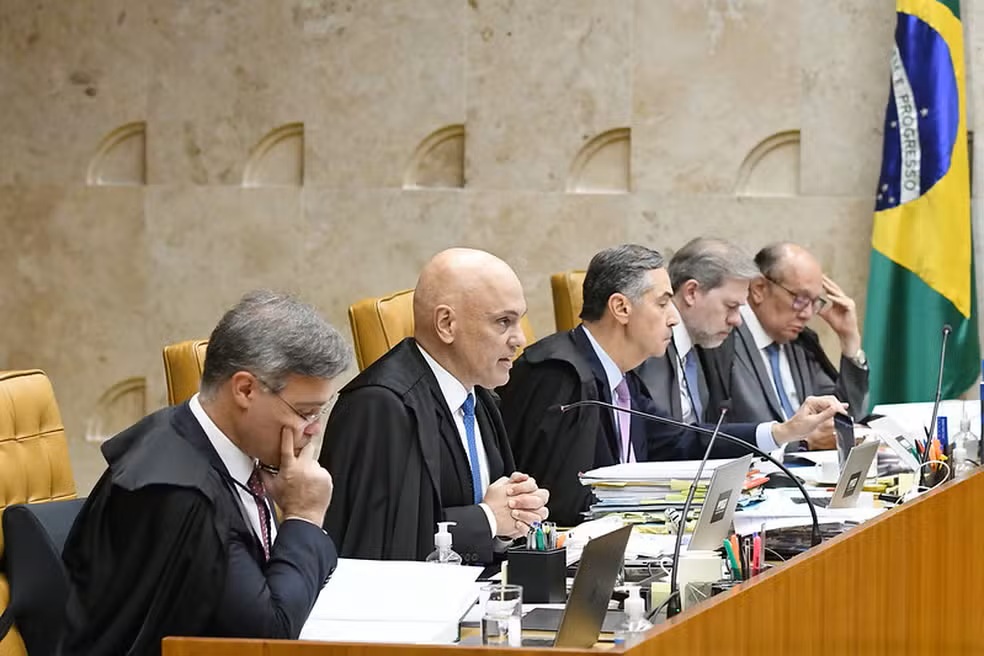 EUA suspendem vistos de Moraes, ministros do STF e PGR; saiba quem são os afetados