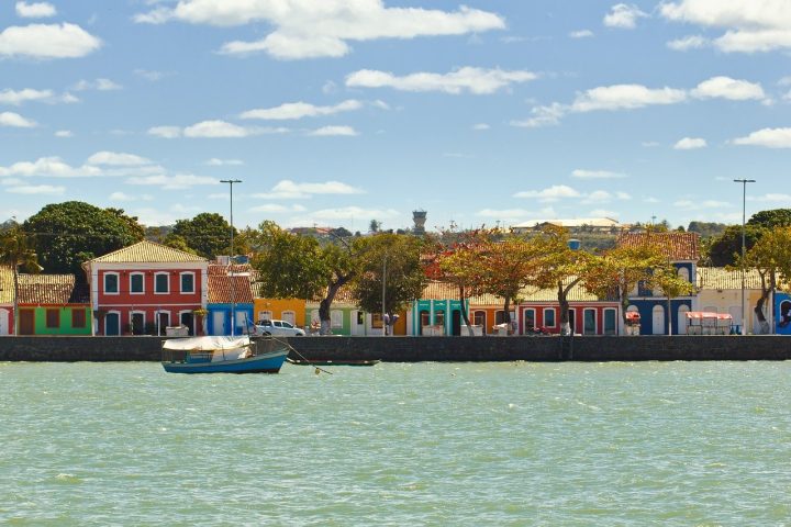 Bahia tem quatro cidades entre os destinos mais procurados para hospedagem no Brasil