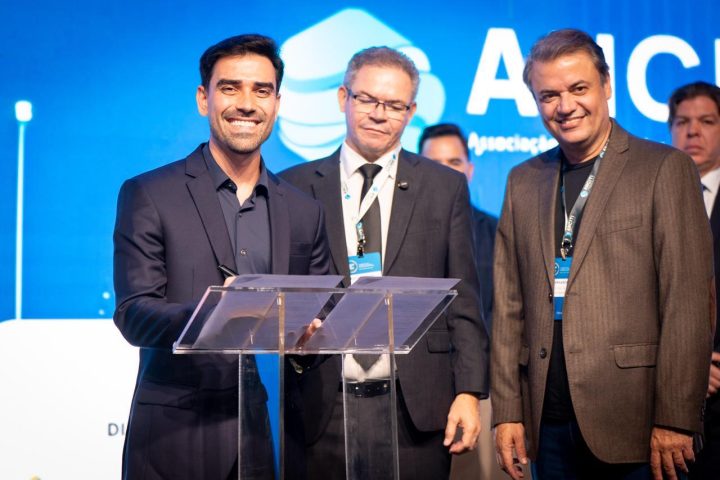 Prefeitura de Luís Eduardo Magalhães firma parceria com Recife para intercâmbio em tecnologia e inovação